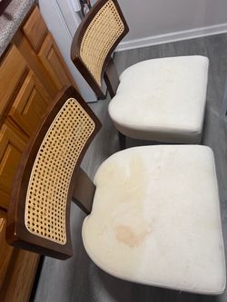 Dinning table chairs
