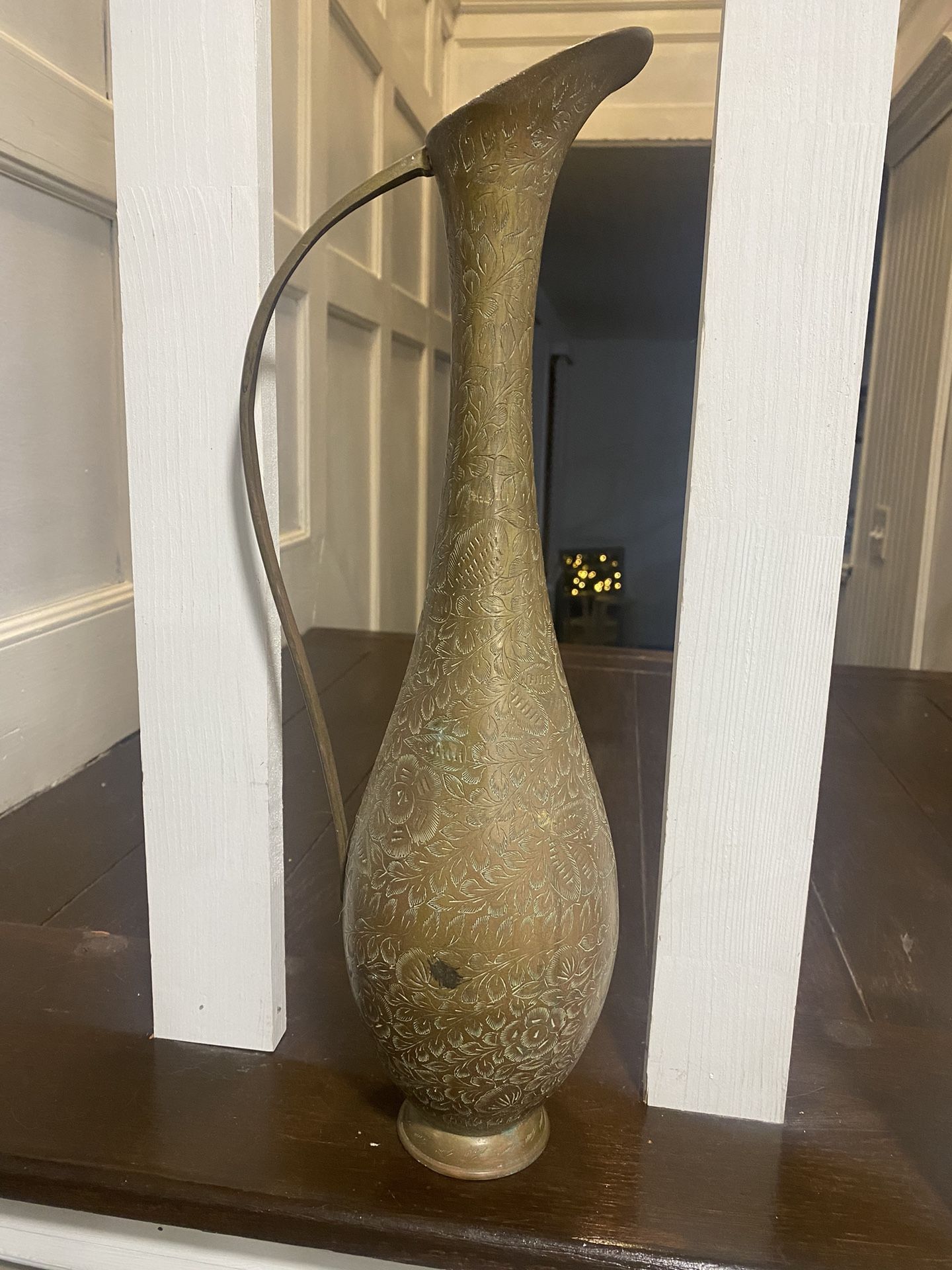 ndian bronze jug