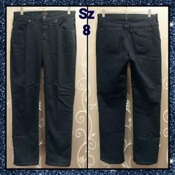WOMENS RIDERS BY LEE JEANS SIZE 8
