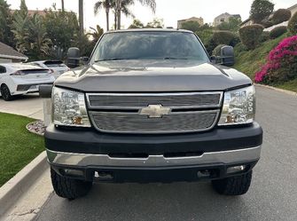 2006 Chevy Duramax Diesel 2500 Cab4x4