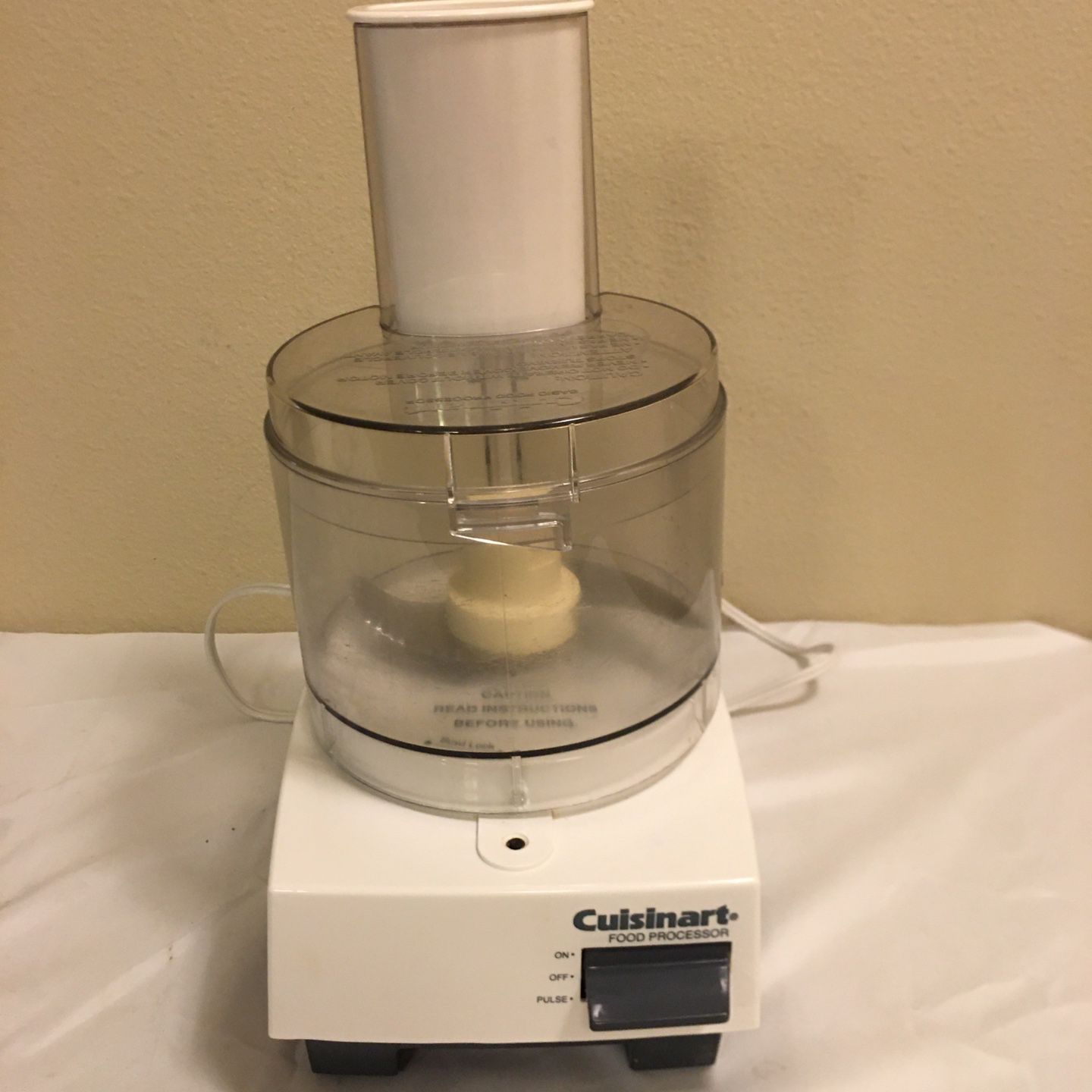 GE 12 cup food processor with accessories for Sale in Rialto, CA - OfferUp