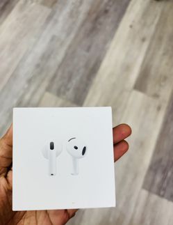 AirPods 4