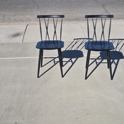 Costway Set of 2 Dining Side Chairs Armless Cross Back Kitchen Bistro Cafa Black Metal 