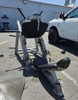 Hoist CF-3355 Linear Leg Press Commercial Gym Equipment Exercise Weight Machine