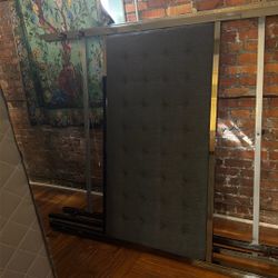 Queen Size Canopy Bed Must Go Now