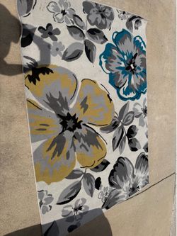 5 by 7 Floral Rug