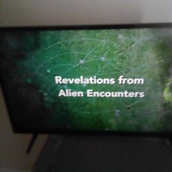 3 TV S  100$ Or 40 Each 2 32in One 37 Inch.