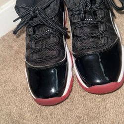 Jordan 11 Retro Low Breads 