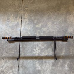 Pull Up Bar 