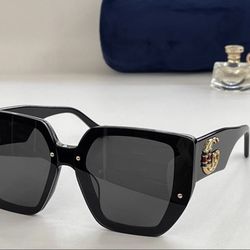 Black Gucci Sunglasses $150 Firm 
