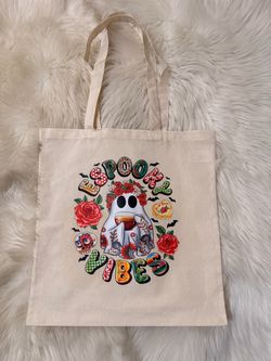 Tote bag