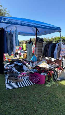 Yard sale in Whittier