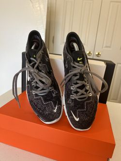 Nike Women Shoes, Black color With Design, Size 8.5
