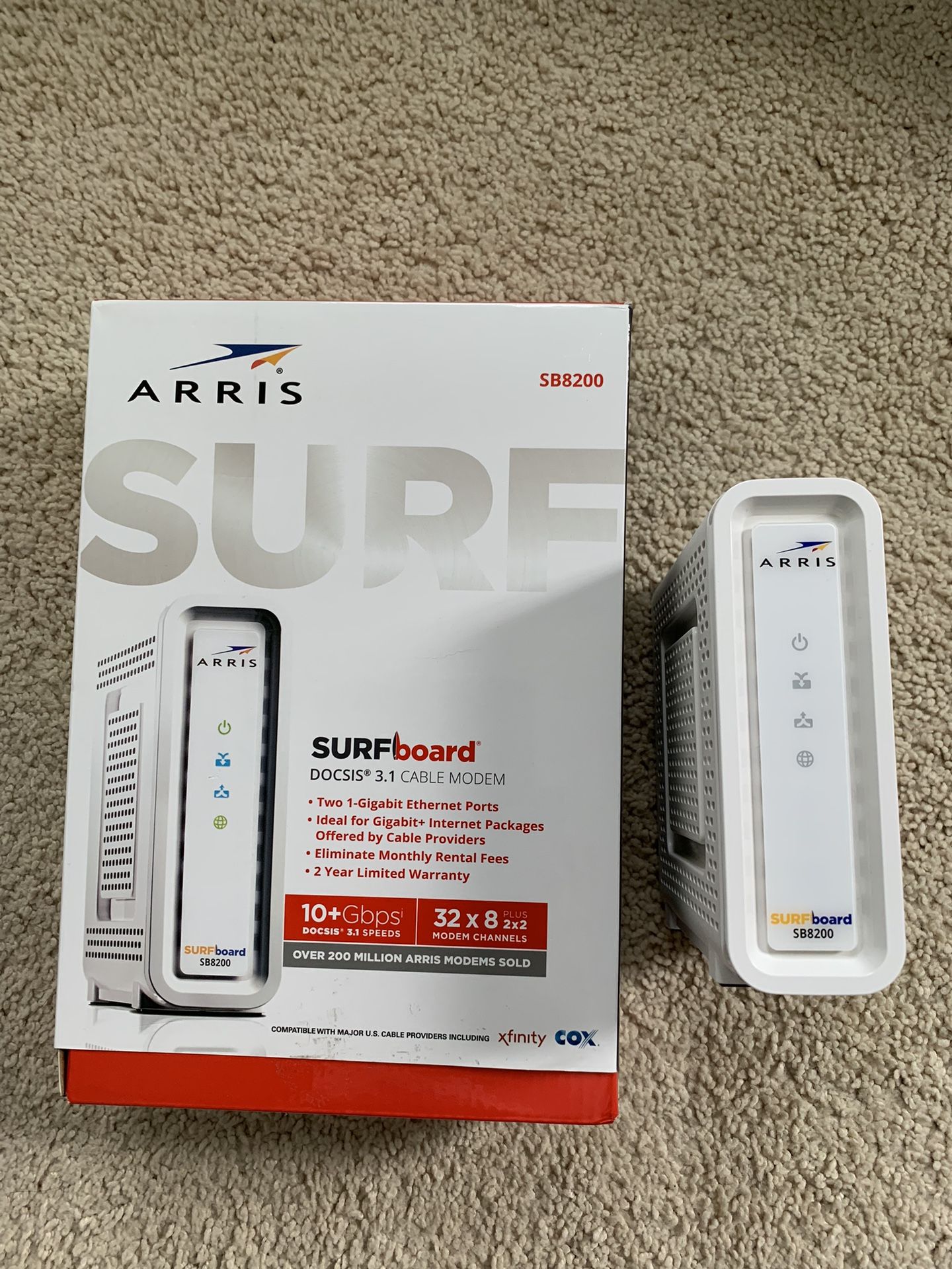 Arris Surfboard SB8200 Cable Modem