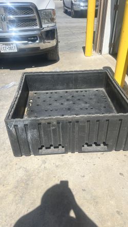 Crates