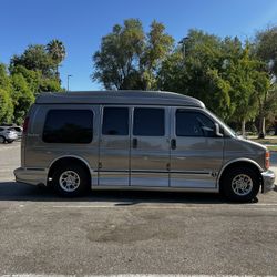 2002 GMC 1500 Savana Explorer conversion van - $24,500