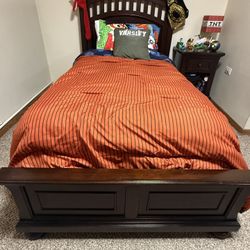 Twin Bed Set 