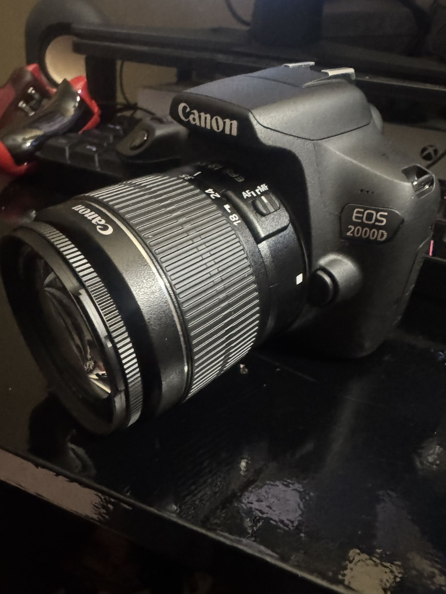 Canon 2000D /t7