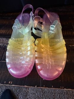 Cat&Jack Jelly Sandals Size 3