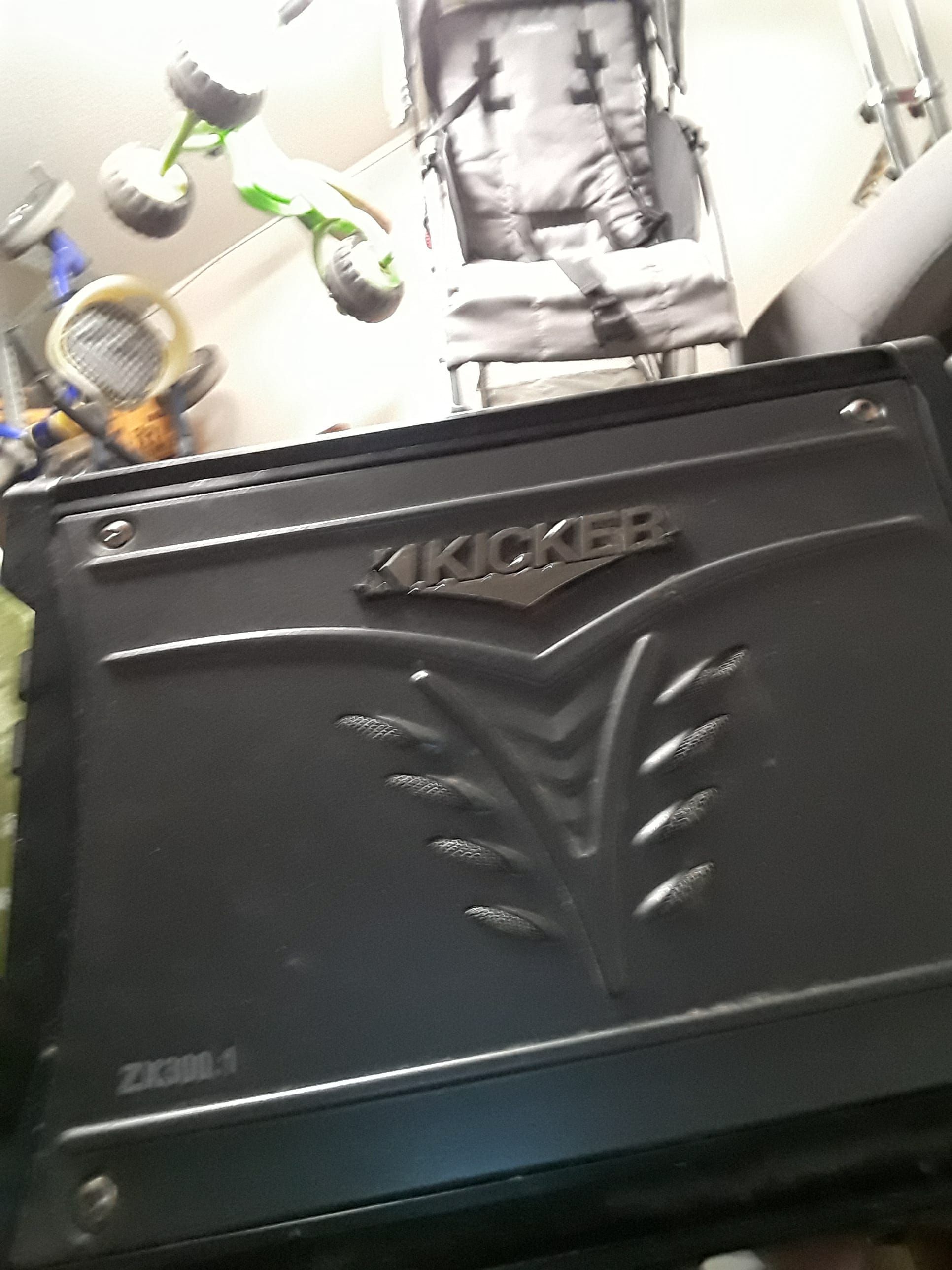 Addictive audio 6x9 subwoofers and amp for Sale in Winton, CA OfferUp