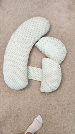 Pregnancy pillow