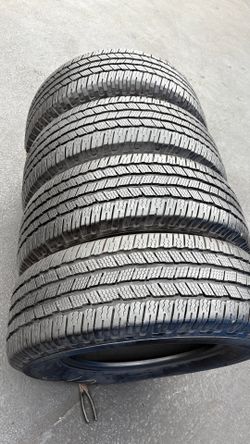 Set of 4 tire 275/65/18 Michelin Defender LTX M/S 2