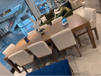 Gorgeous Dining Set ✨ Rustic Style