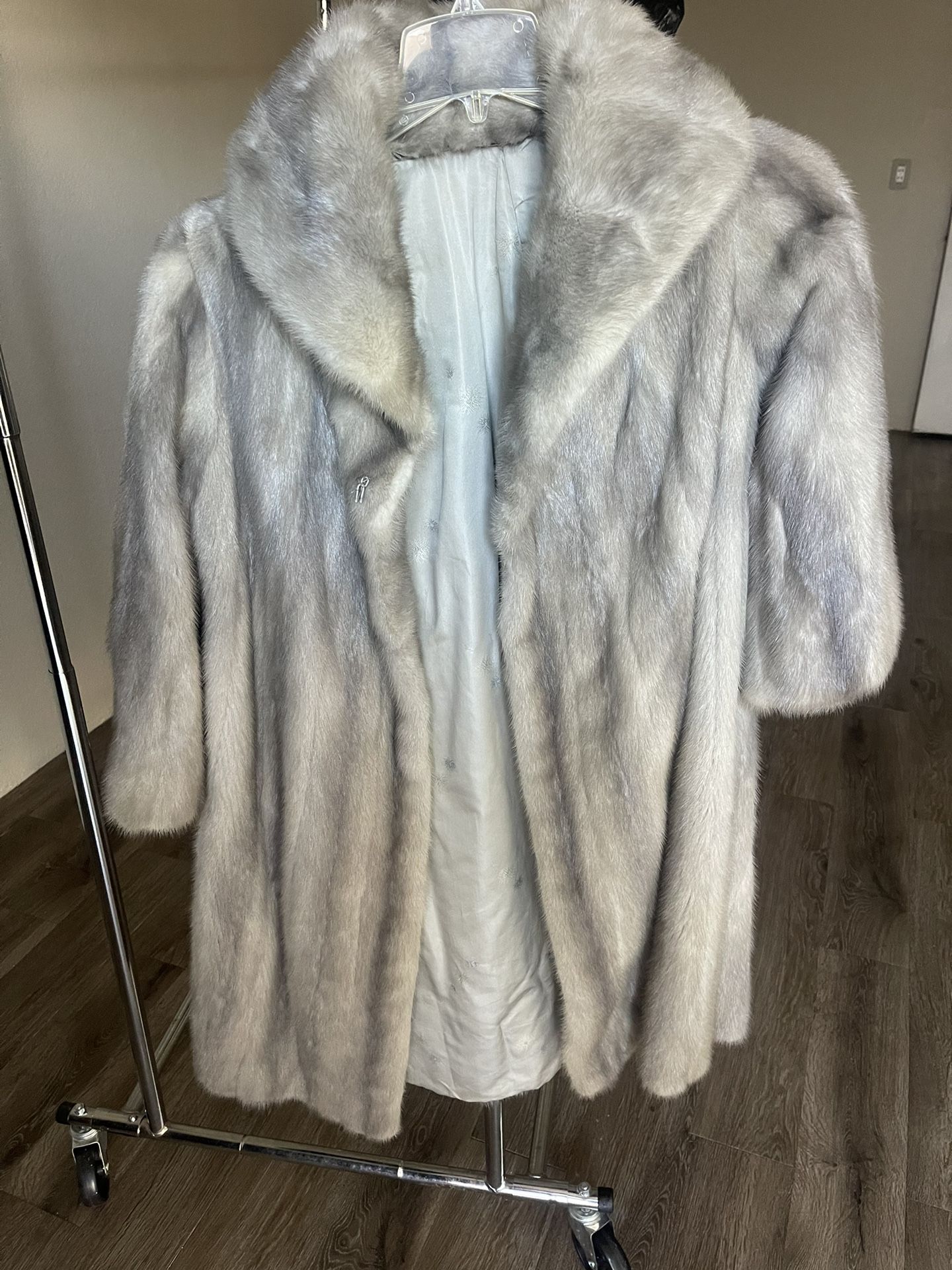 Women’s 60’s Cerulean Mink Coat