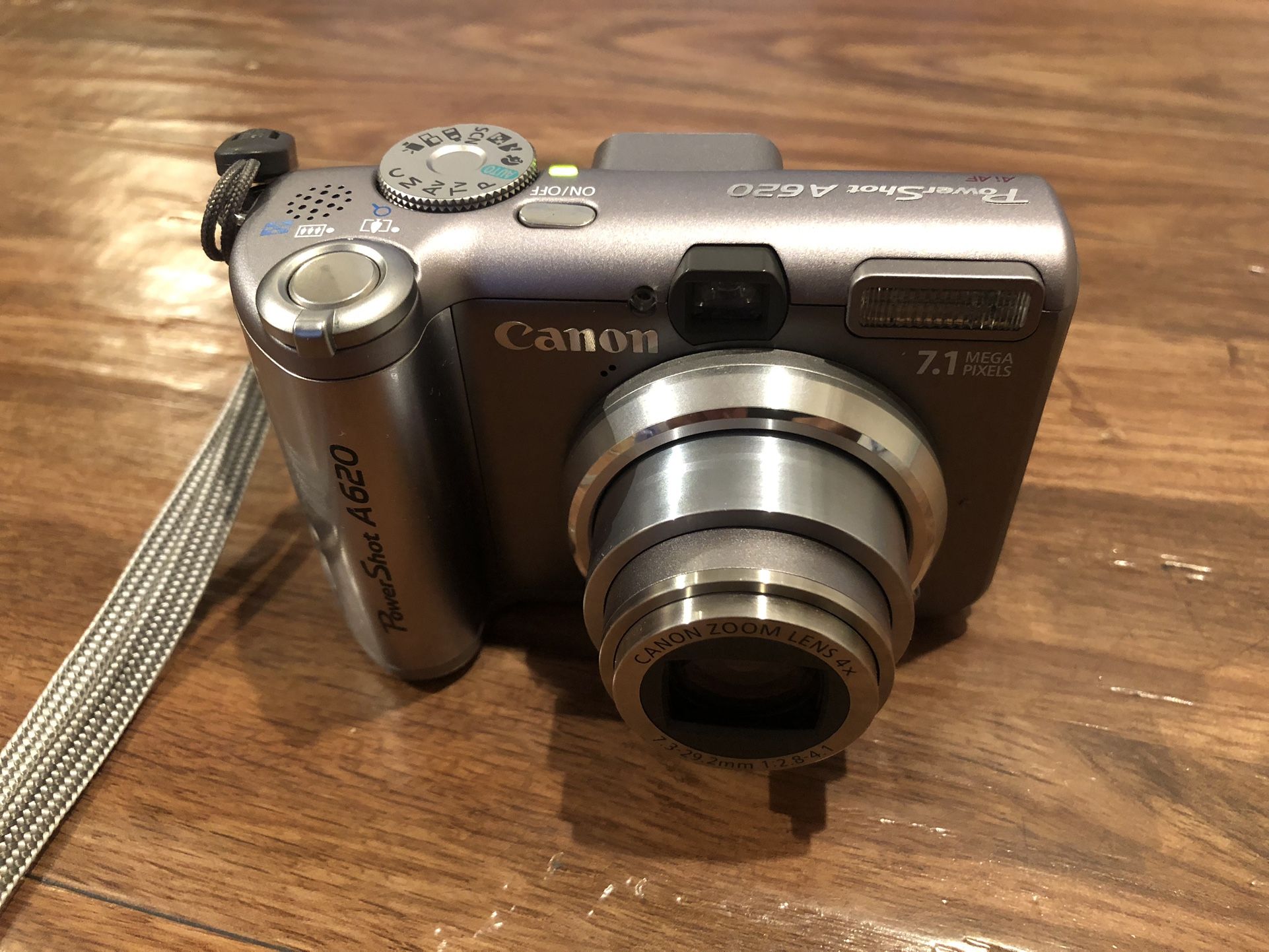 Canon PowerShot A620 7.1MP Digital Camera Silver 4x Zoom
