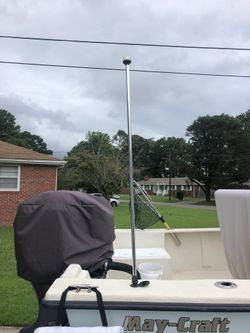Boat pole light