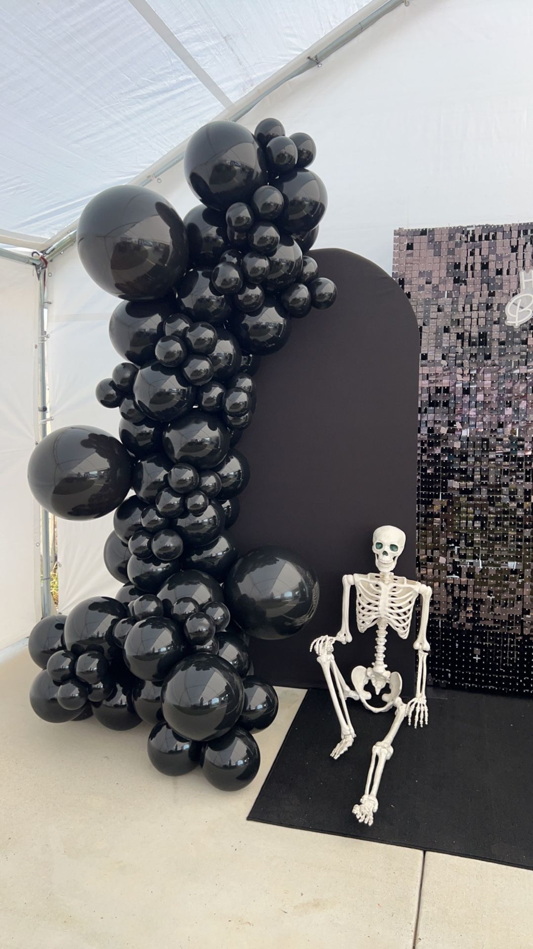 Halloween Balloon Decor