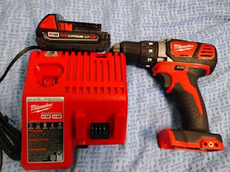 Milwaukee drill battery charger combo