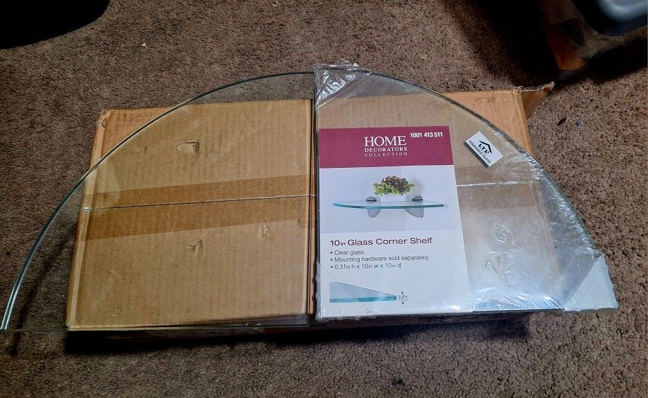 (2)Home Decorators Collection
Legacy 9.75 in. L x 9.75 in. W Clear Glass Corner Shelf