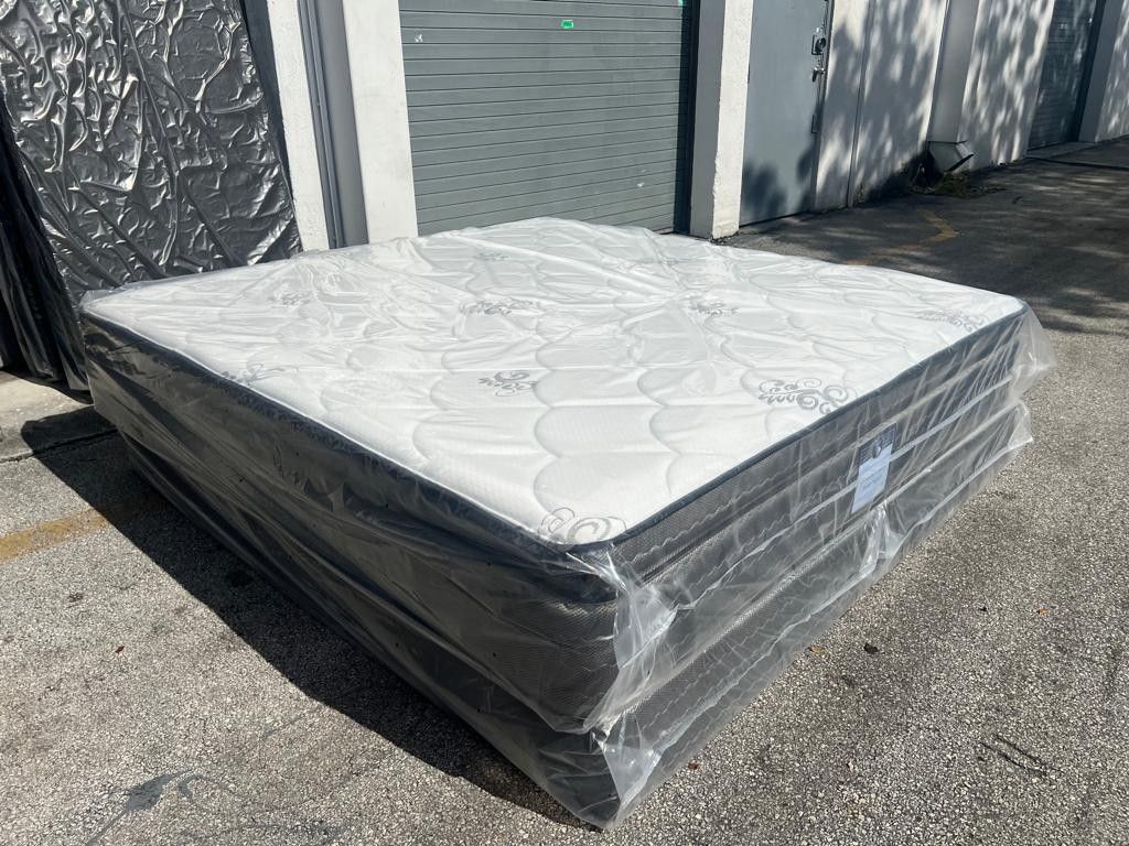 MATTRESS KING SIZE PILLOW TOP BOX SPRING 2PCS