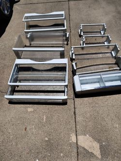 Refrigerator drawer for GE profile