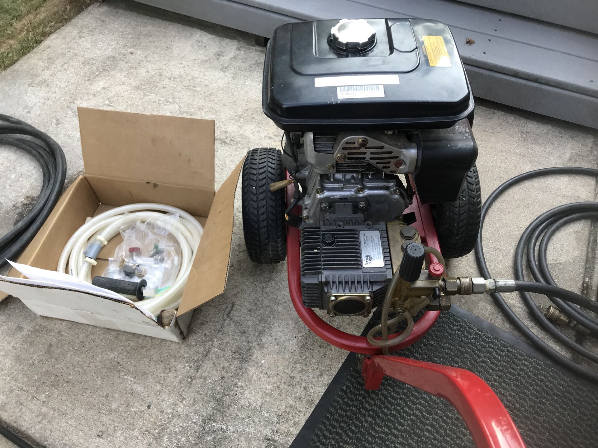 Commercial pressure washer
