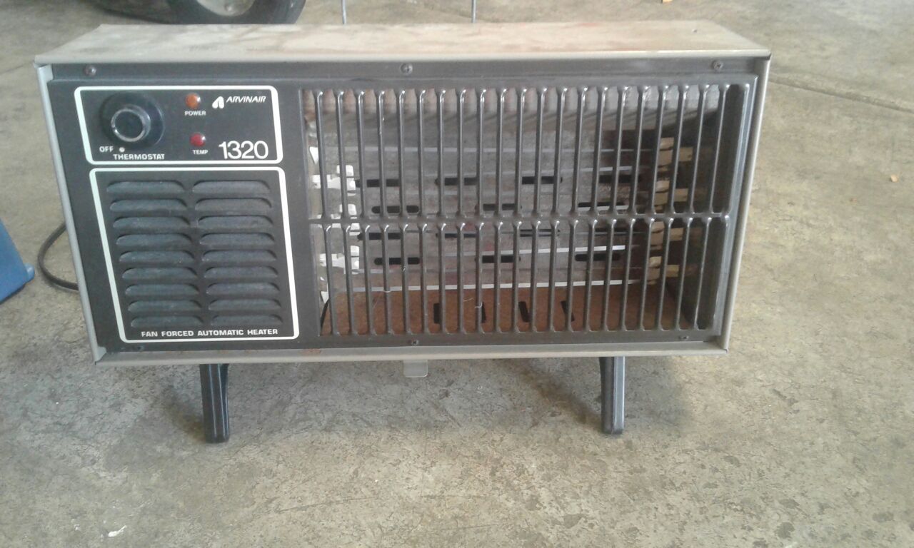 Arvinair 1320 space heater for Sale in Indianapolis, IN - OfferUp