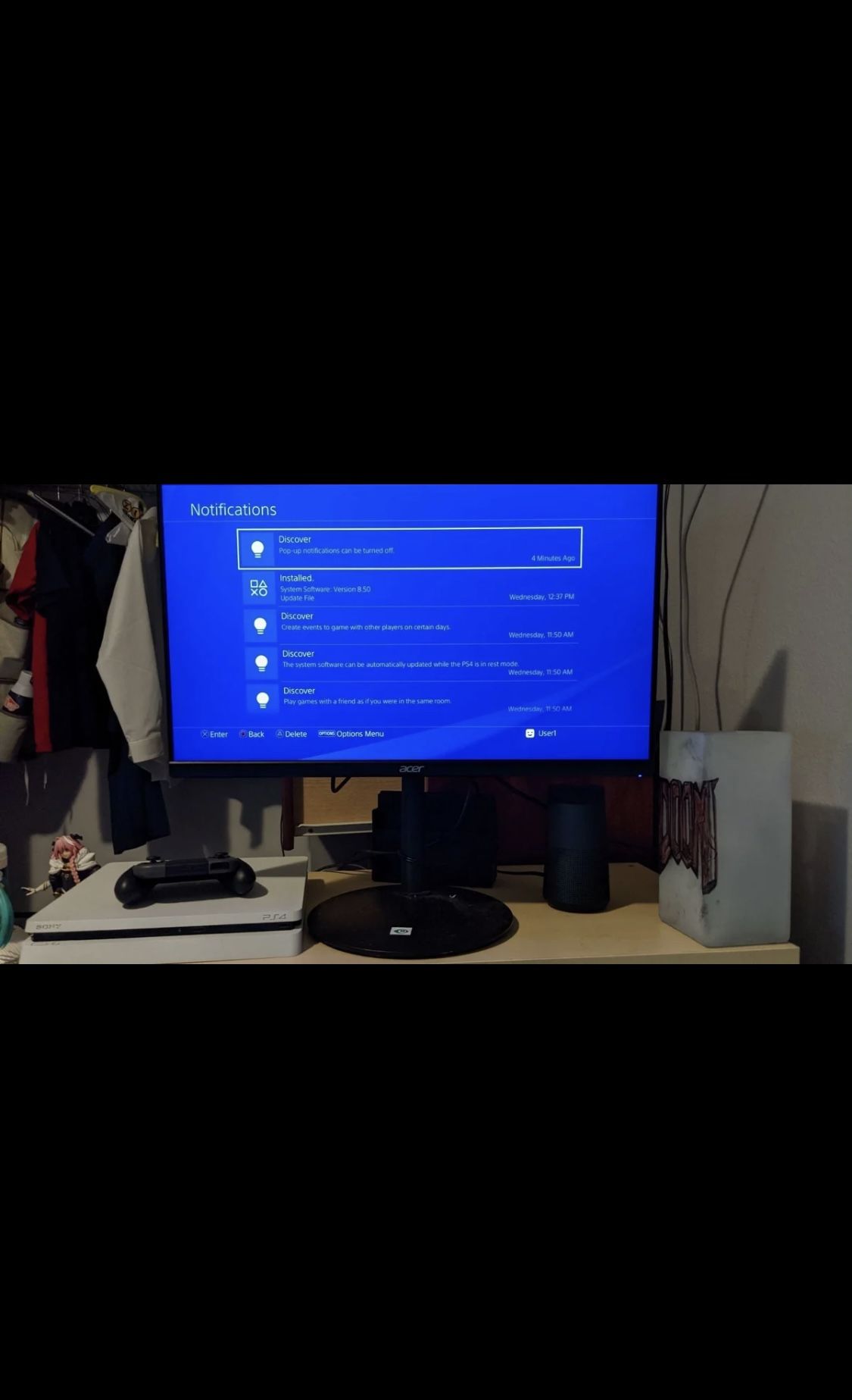 White ps4
