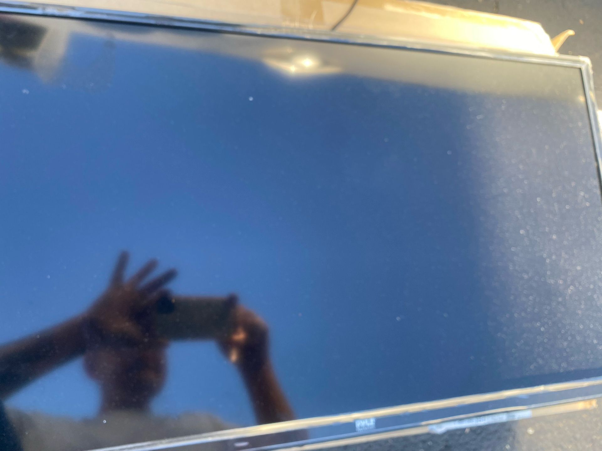 Pyle 32” LCD Brand New 