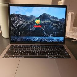 MacBook Pro 13 w/ Touch Bar