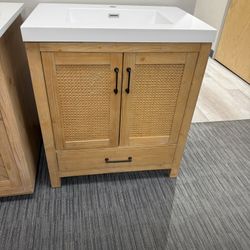 30” Bathroom Vanity In Wood Color 