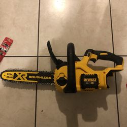 DEWALT CHAINSAW 12 INCHES 20 V MAX BRAND NEW