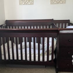 Baby Crib 