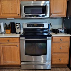 Electric Stove and Microwave
