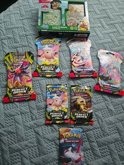 Pokemon TCG Lot (7 packs and Deck)