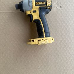 dewalt dc825 