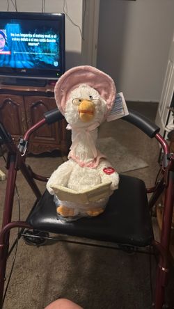 CUDDLE BARN MOTHER GOOSE READ ALONG 7 NURSERY RHYMES