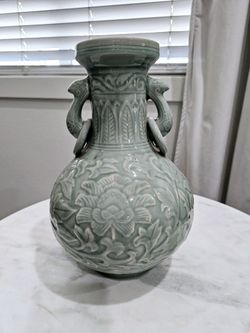 Chinese Porcelain Celadon Vase