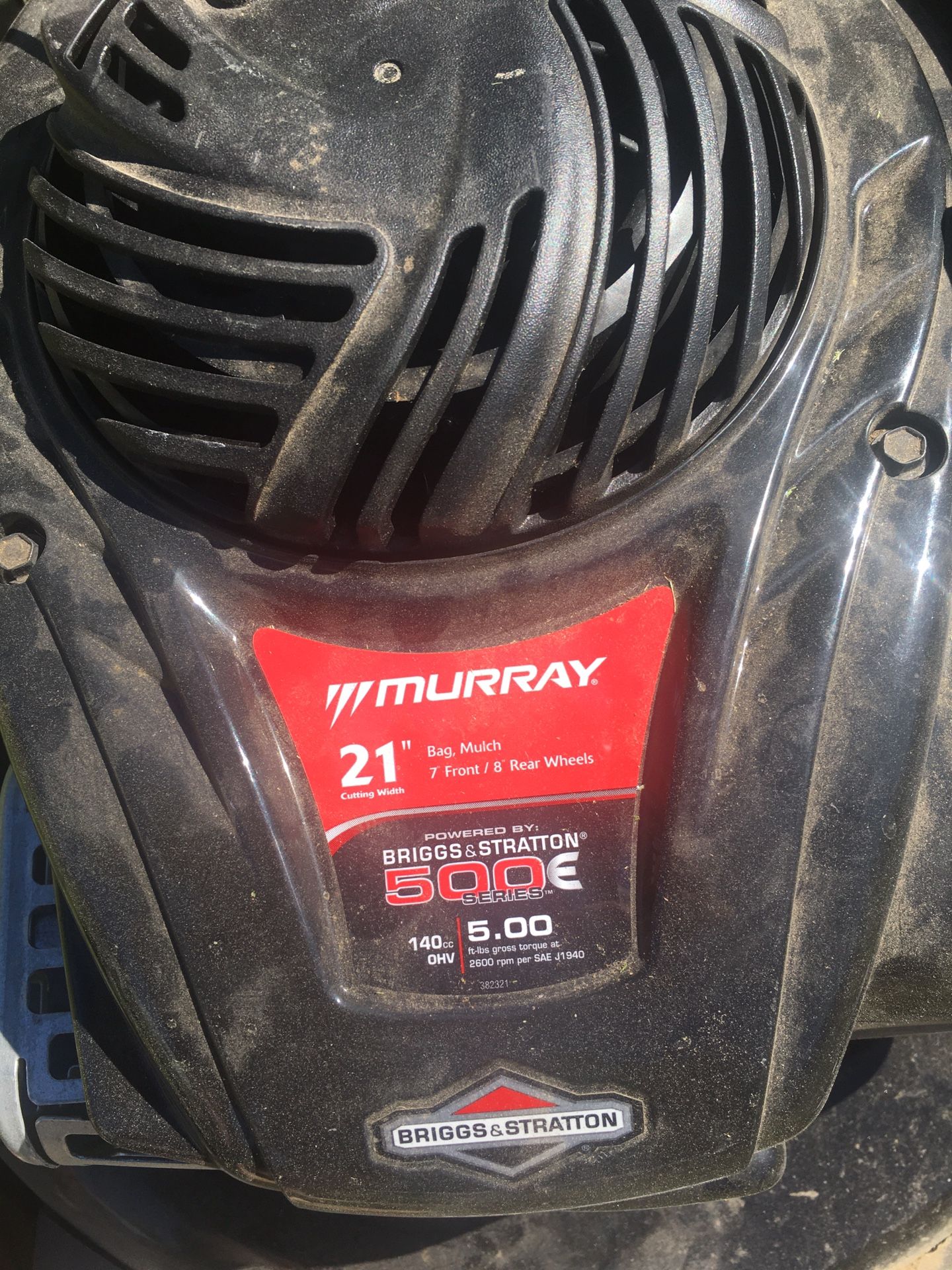 Murray 21” push lawn mower in good working conditions no bag 75.00 OBO