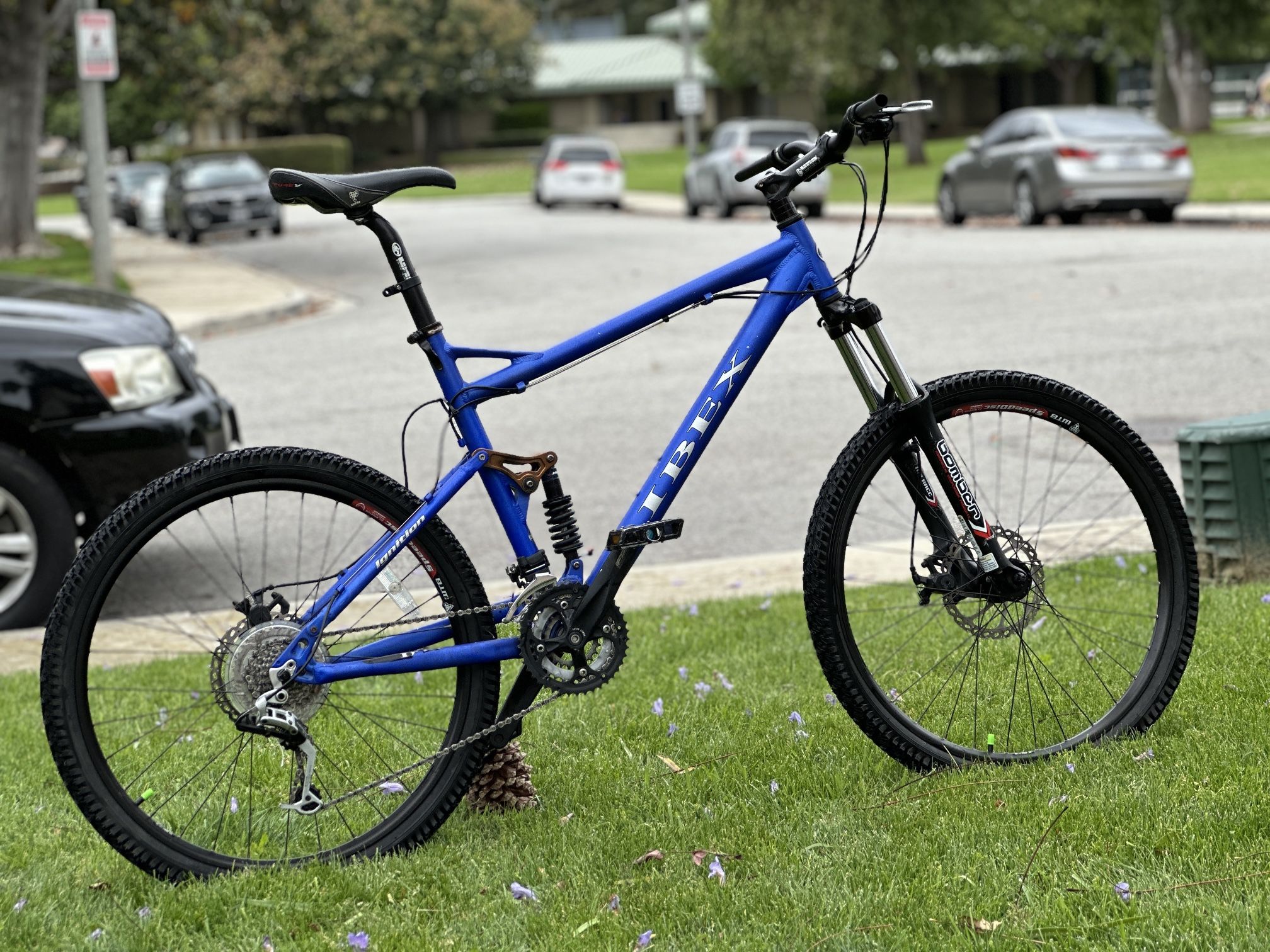 Mountain Bike / New Tires